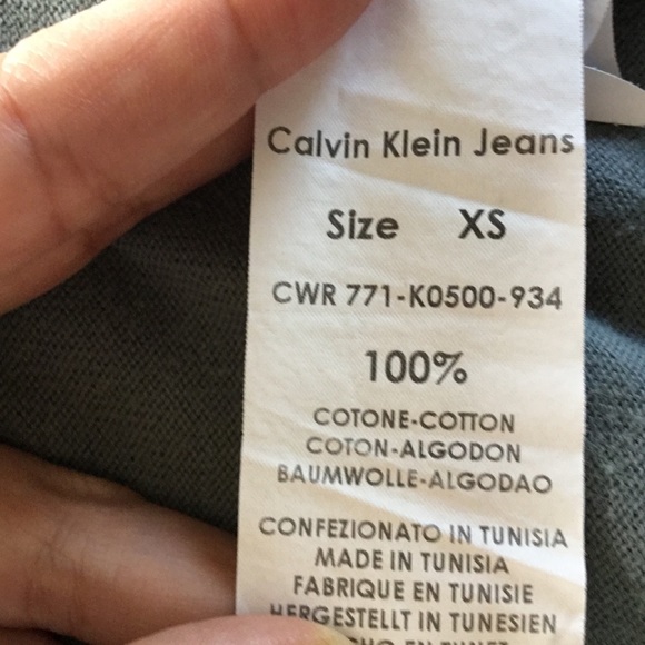 Calvin Klein cardigan - Picture 3 of 6